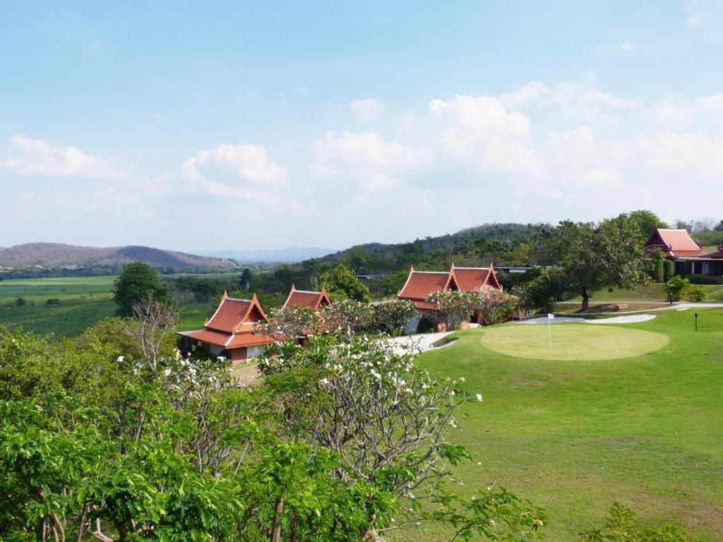 Baan Souchada Resort & Spa Sara Buri Exteriör bild